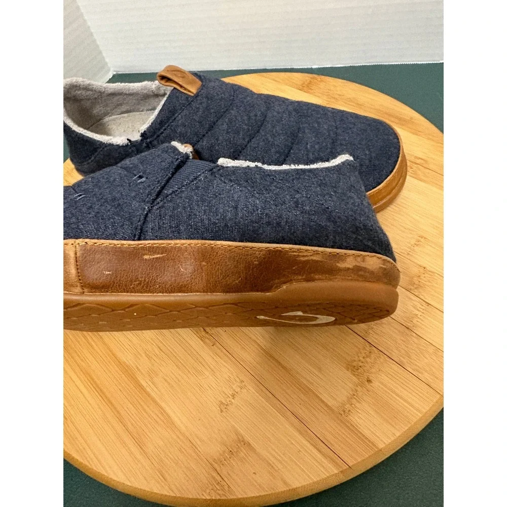 OluKai Men's‎ Navy Blue Puffer Slippers Mules Indoor Outdoor Size M9